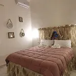 La Maison Di Wanda 3* נאפולי