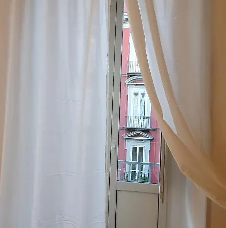 לינה וארוחת בוקר La Maison Di Wanda 3*