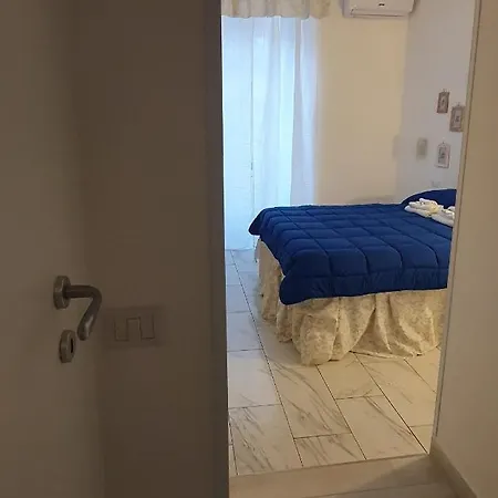 לינה וארוחת בוקר La Maison Di Wanda