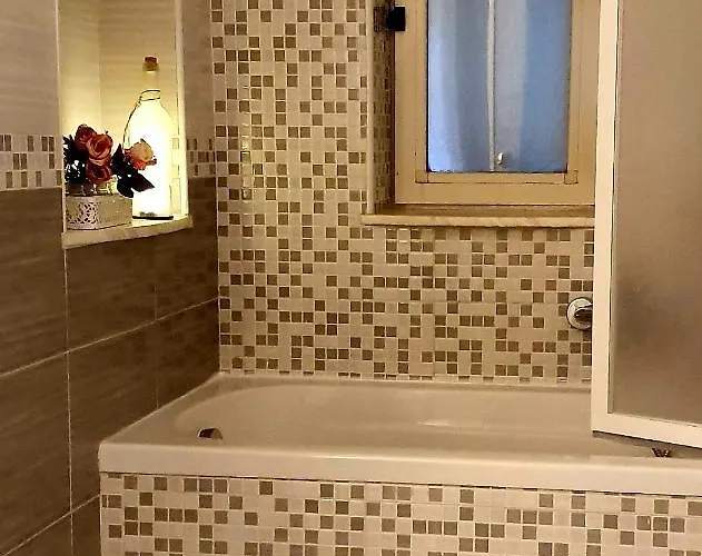 La Maison Di Wanda Oda ve Kahvaltı Napoli